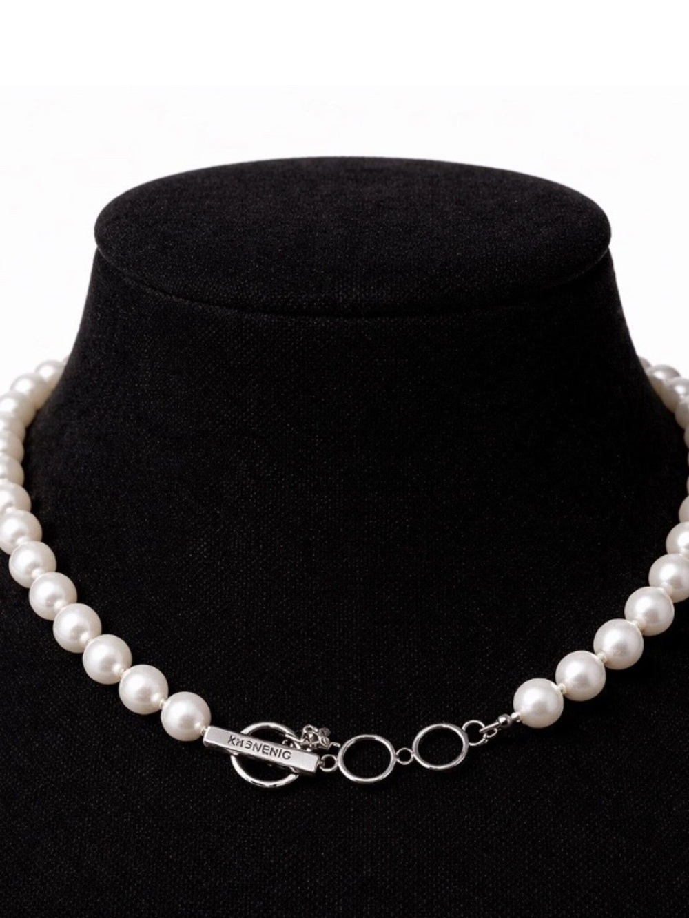 Givenchy White Pearl Necklace Silver-Tone toggle Clasp